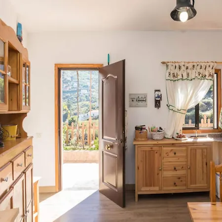 Casa Abuela - House In The Countryside With Pool * Las Palmas de Gran Canaria